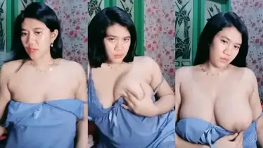 Bokep Live Ratu Toge Buka Pakaian Panas poster